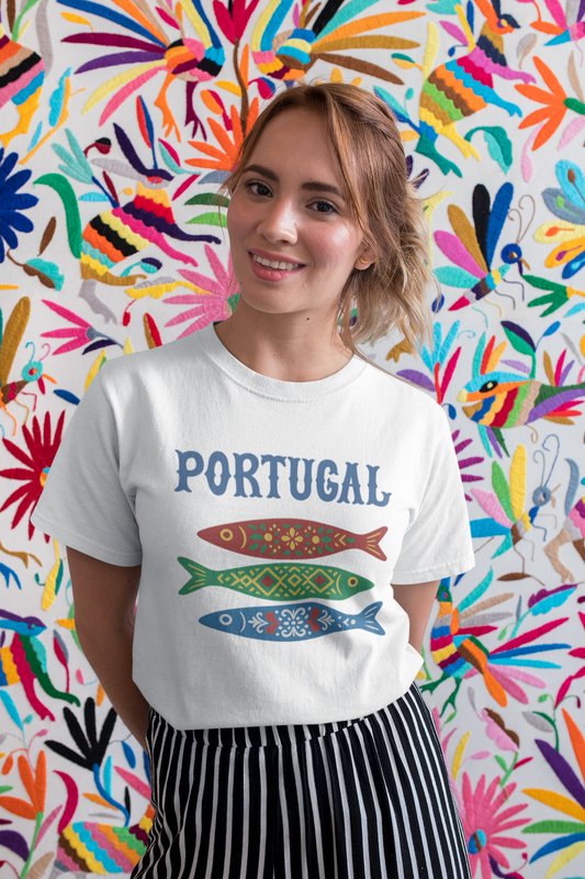 Portugal & Sardinhas Decoradas - T-shirt Unissexo
