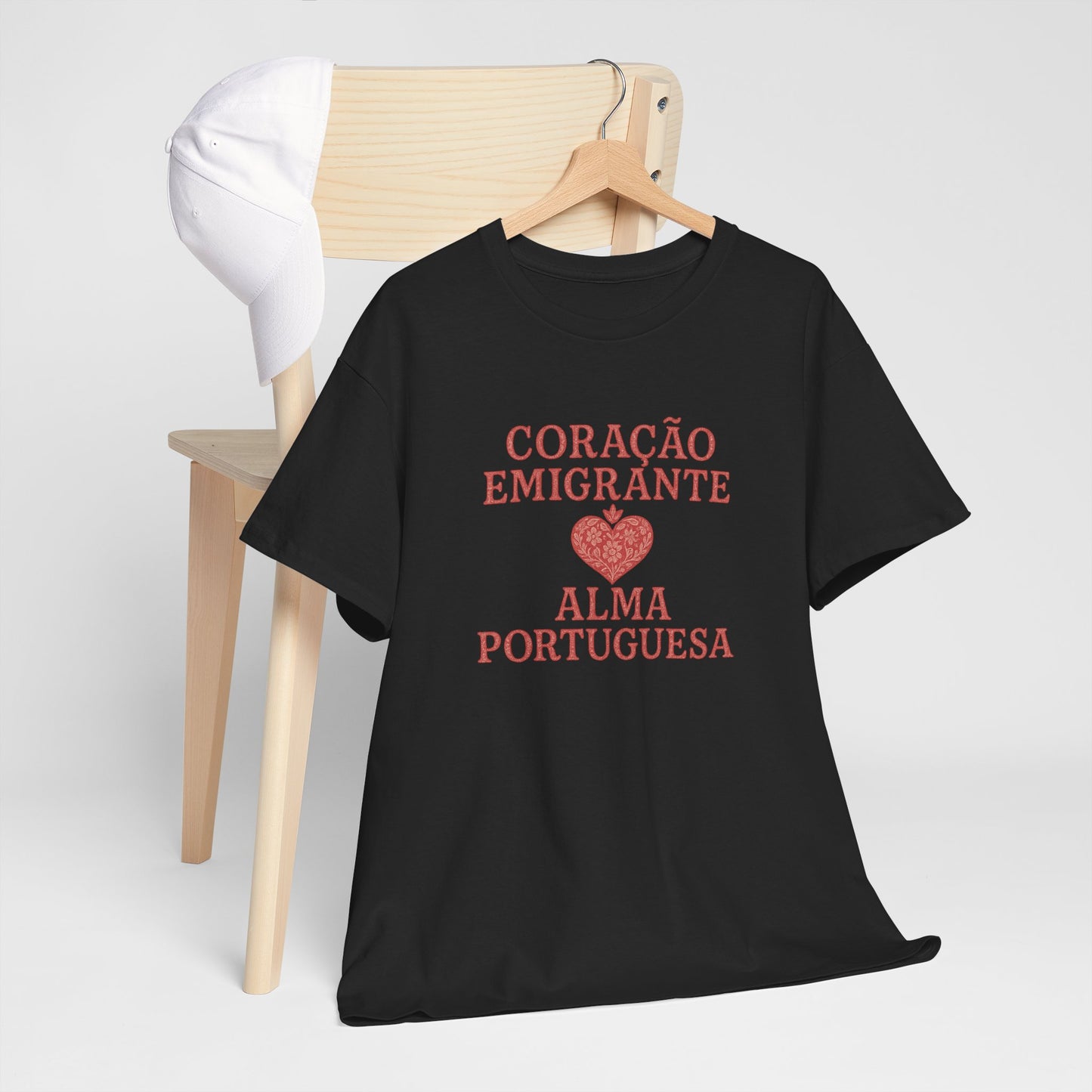 Coração Emigrante, Alma Portuguesa - T-shirt Unissexo