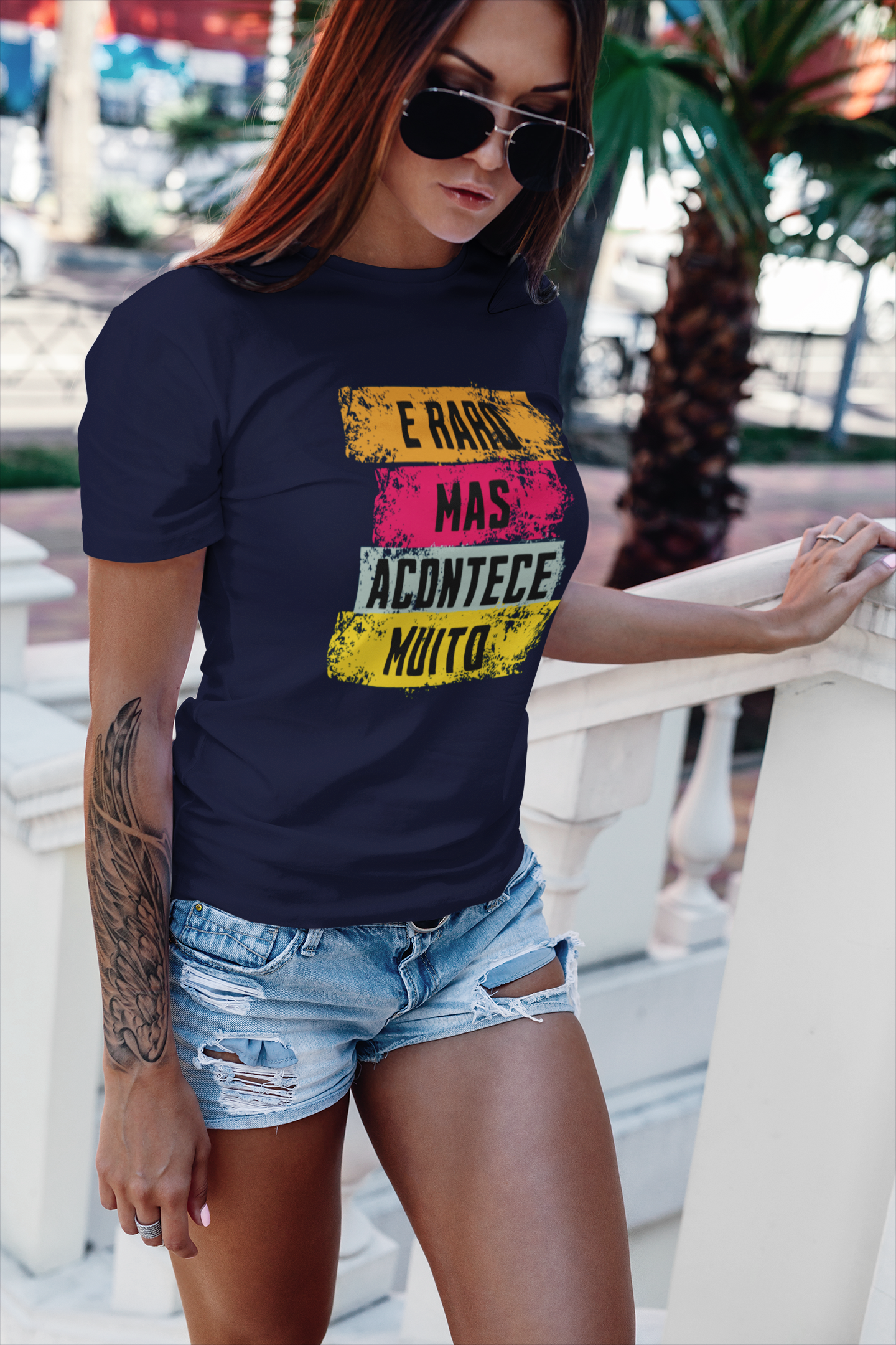 É raro mas acontece muito – T-shirt Unissexo